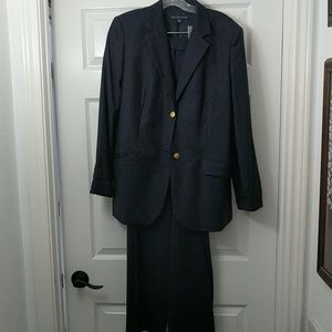 Brooks Brothers Navy 100% Wool Business Suit